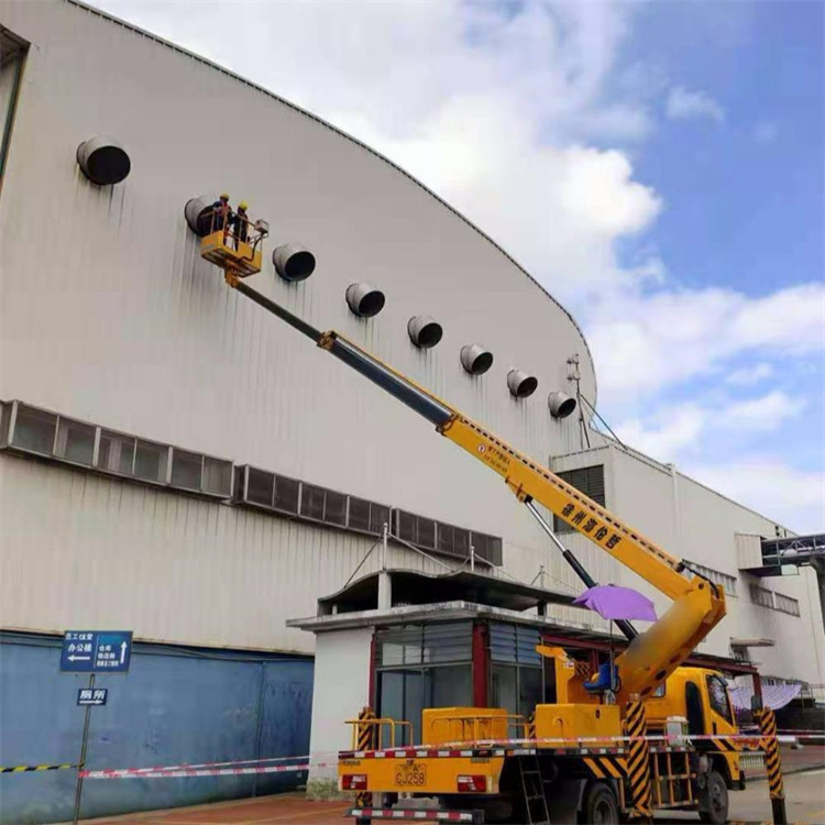 永康高空作业车出租服务：专业广告牌安装解决方案