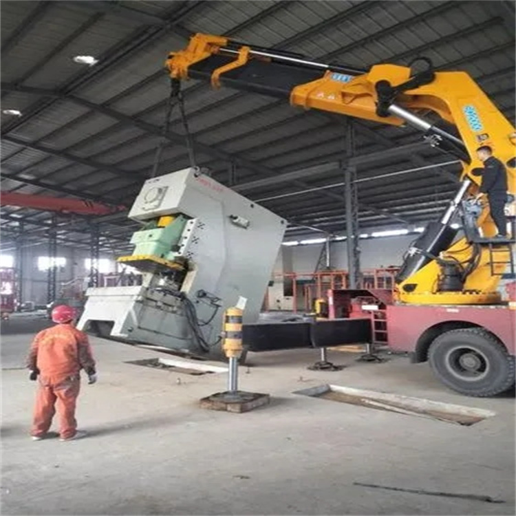 永康80吨折臂吊车出租附近电话